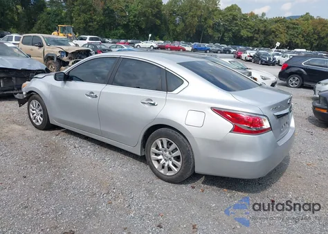 2015 Nissan Altima 2.5 S from USA, damaged, VIN 1N4AL3AP3FC209013